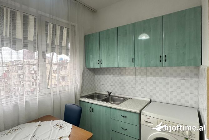 Shtepi me qera Garsoniere ne Tirane - 38,000 Leke