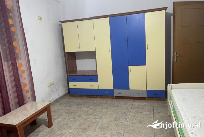 Shtepi me qera 1+1 ne Tirane - 30,000 Leke