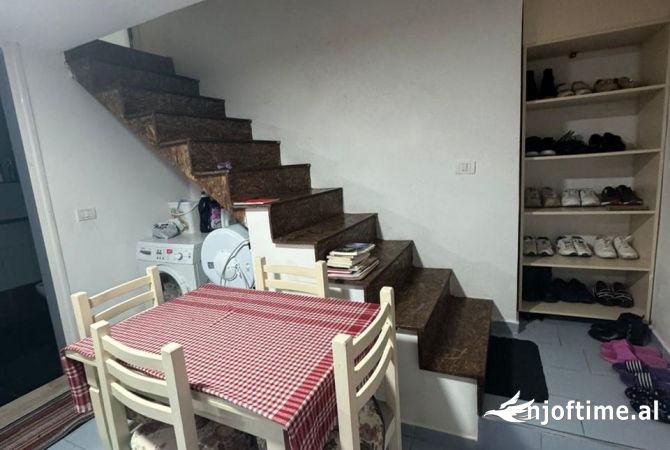 Shtepi me qera Apartament ne Tirane, 1+1, Mobilimi E mobiluar, Pagesa 30,000  Leke.