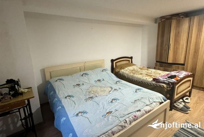 Shtepi me qera Apartament ne Tirane, 1+1, Mobilimi E mobiluar, Pagesa 30,000  Leke.