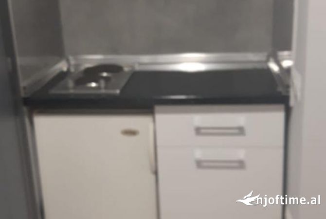 Shtepi me qera Garsoniere ne Tirane - 400 Euro