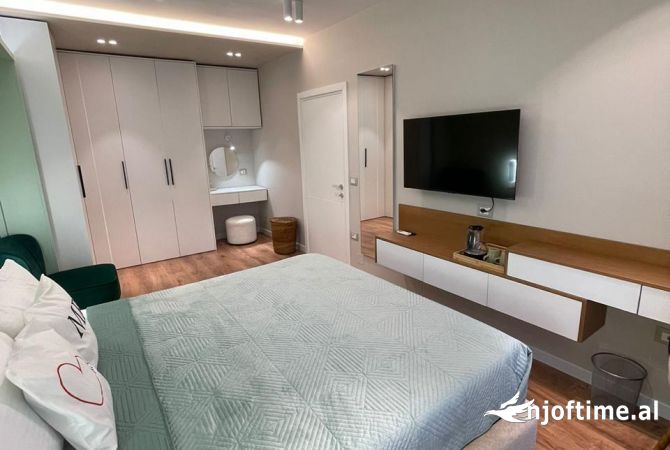 Shtepi me qera Apartament ne Tirane, 1+1, Mobilimi E mobiluar, Pagesa 900  Euro.