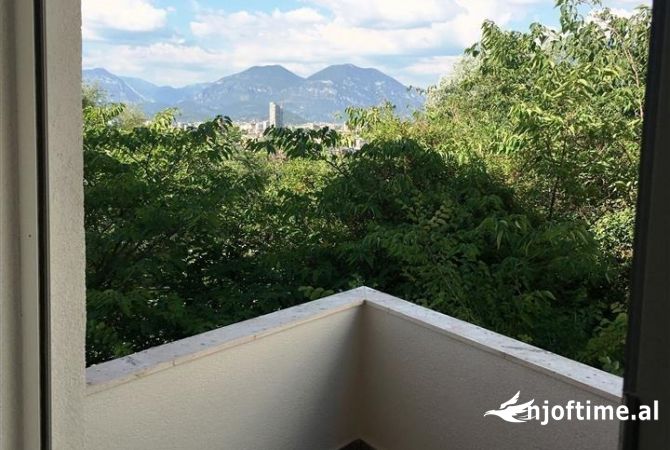 Shtepi me qera 2+1 ne Tirane - 450 Euro