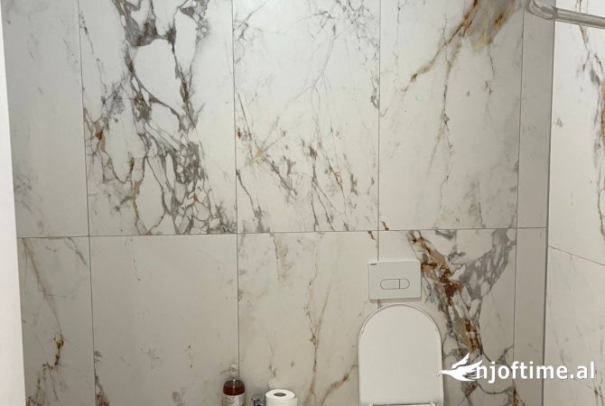 Shtepi ne shitje Apartament ne Tirane, 1+1, Mobilimi Pjeserisht e mobiluar, Pagesa 71,830  Euro.