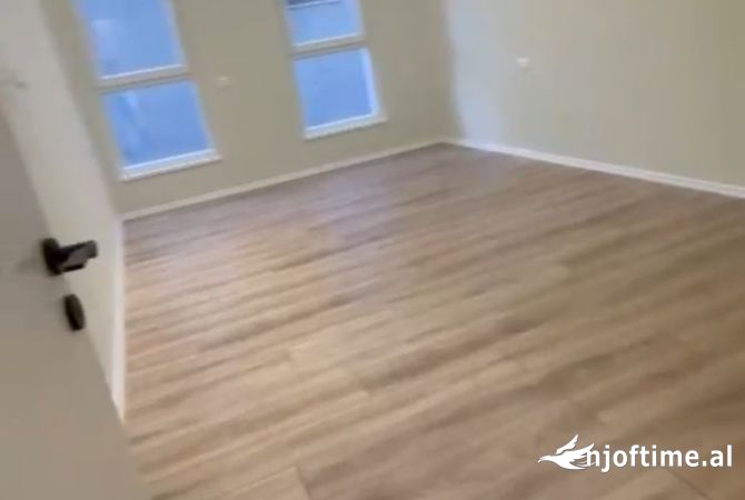 Shtepi me qera 2+1 ne Tirane - 700 Euro