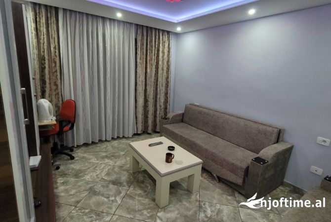 Shtepi ne shitje 1+1 ne Tirane - 100,000 Euro