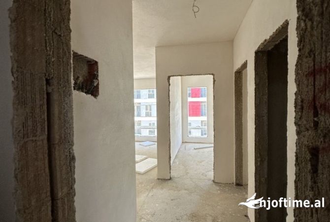 Apartment for sale in Tirana 2+1, Emty