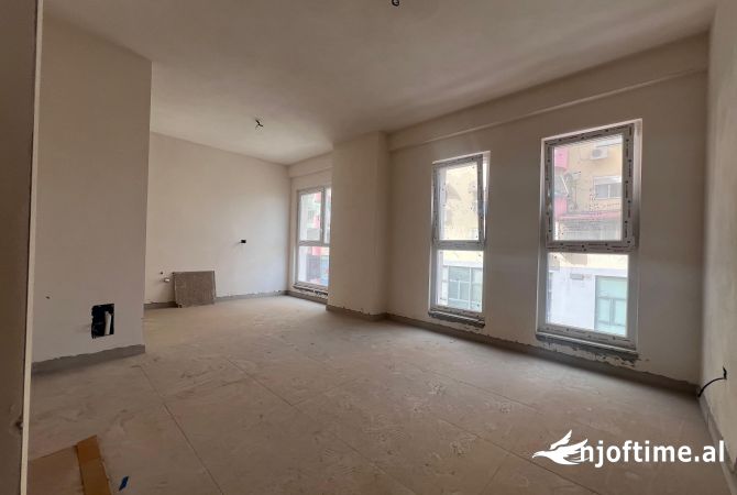 Shtepi ne shitje 2+1 ne Tirane - 145,400 Euro
