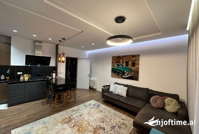 Shtepi ne shitje 2+1 ne Tirane - 285,000 Euro