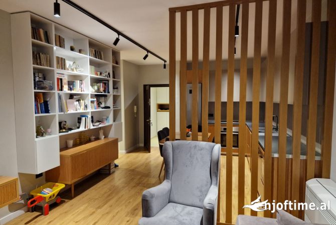 Shtepi ne shitje 2+1 ne Tirane - 130,000 Euro