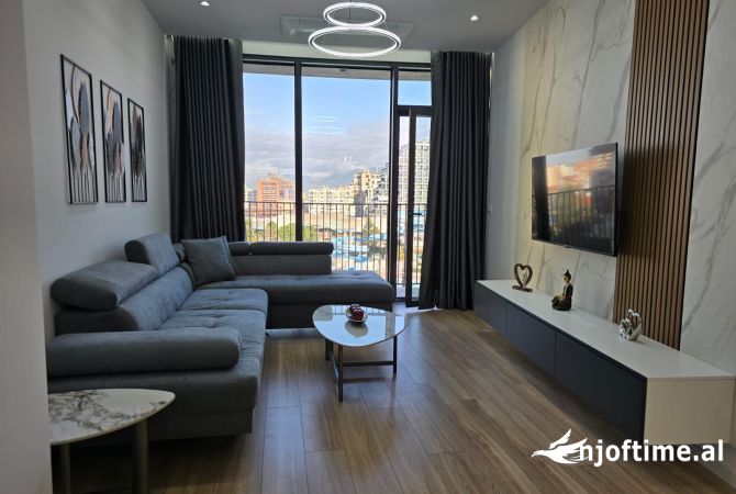 Shtepi me qera 2+1 ne Tirane - 1,500 Euro