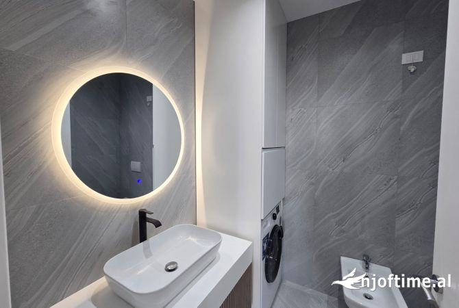 Shtepi me qera Apartament ne Tirane, 2+1, Mobilimi E mobiluar, Pagesa 1,500  Euro.