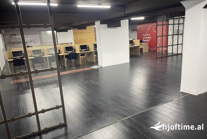 Ambient biznesi me qera 1+1 ne Tirane - 4,500 Euro