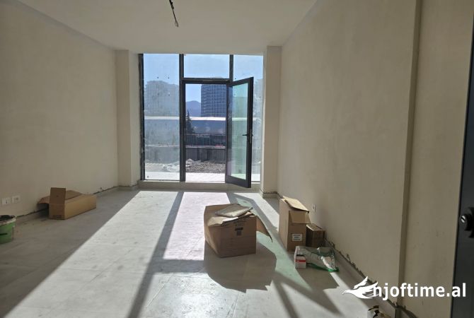 Ambient biznesi me qera 1+1 ne Tirane - 750 Euro
