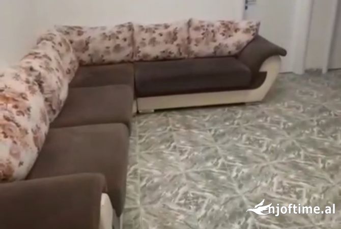 Shtepi me qera 2+1 ne Tirane - 500 Euro