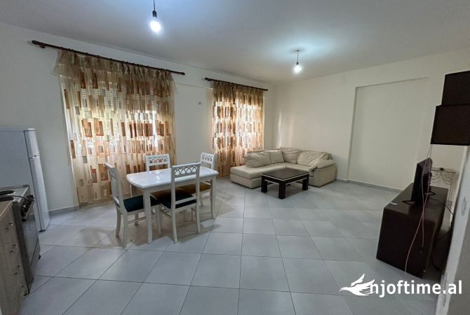 Shtepi ne shitje Apartament ne Tirane, 1+1, Mobilimi E mobiluar, Pagesa 138,000  Euro.