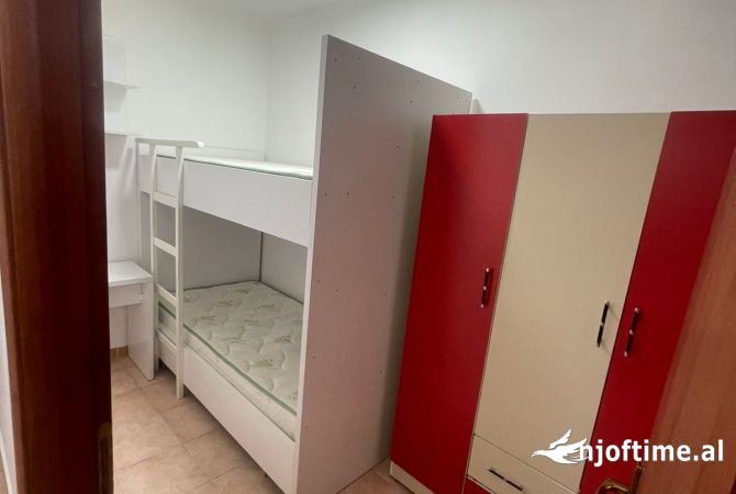 Shtepi me qera 2+1 ne Tirane - 450 Euro