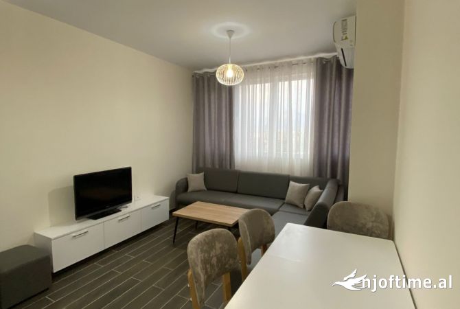 Shtepi me qera 2+1 ne Tirane - 500 Euro