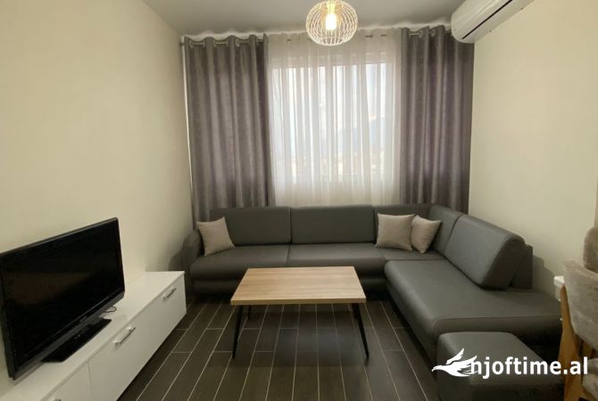 Shtepi me qera 2+1 ne Tirane - 500 Euro