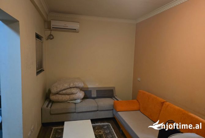 Shtepi me qera 1+1 ne Tirane - 400 Euro