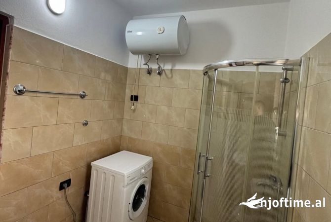 Shtepi me qera Apartament ne Tirane, 1+1, Mobilimi E mobiluar, Pagesa 450  Euro.
