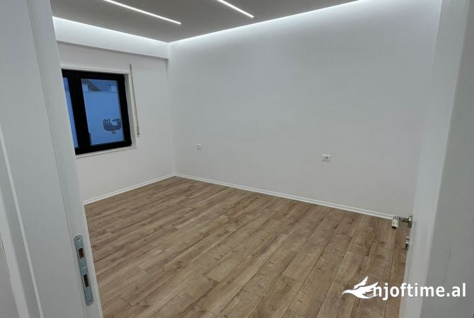 Shtepi ne shitje 1+1 ne Tirane - 135,000 Euro