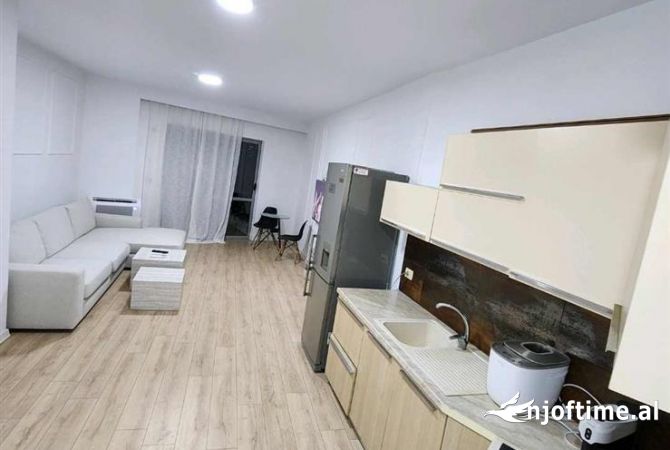 Shtepi ne shitje 1+1 ne Tirane - 120,000 Euro
