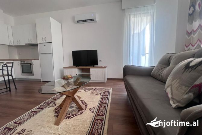 Shtepi me qera 1+1 ne Tirane - 65,000 Leke