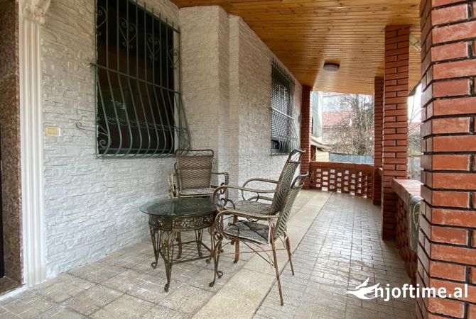 Shtepi ne shitje 4+1 ne Pogradec - 290,000 Euro