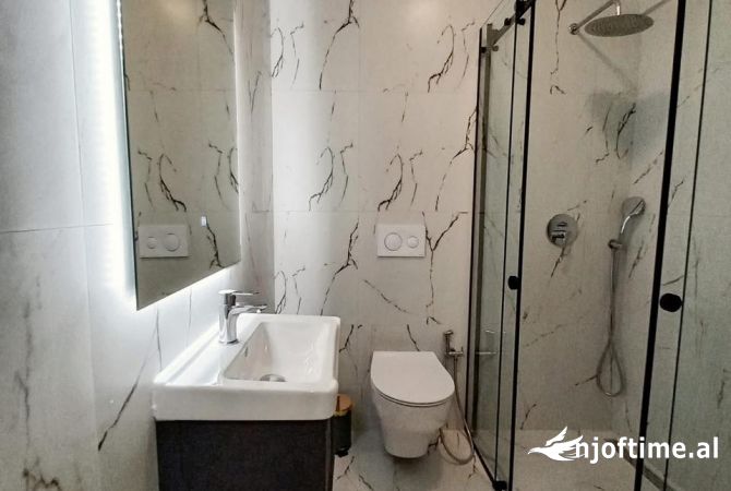 Shtepi me qera Apartament ne Tirane, 1+1, Mobilimi E mobiluar, Pagesa 800  Euro.