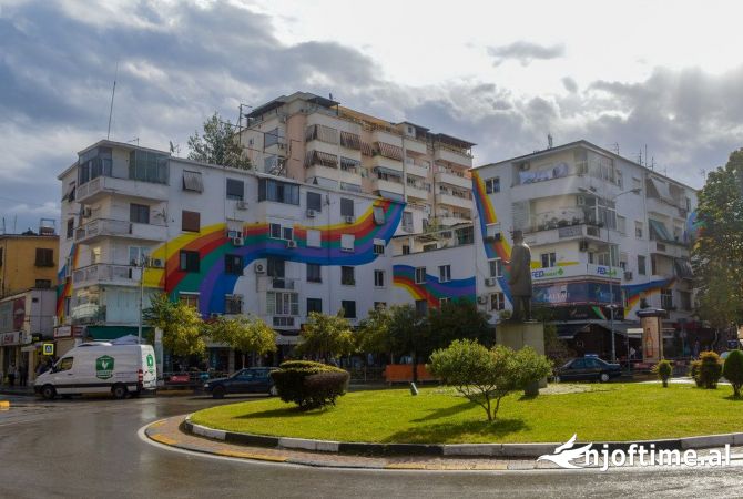 Ambient biznesi ne shitje 1+1 ne Tirane - 268,000 Euro