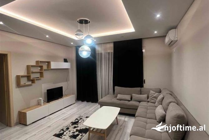 Shtepi me qera 2+1 ne Tirane - 500 Euro