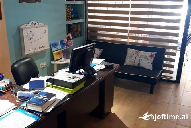 Ambient biznesi ne shitje 1+1 ne Tirane - 95,000 Euro