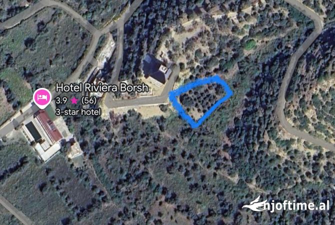 Truall ose Toke  ne Himare - 300,000 Euro