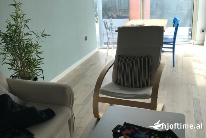Ambient biznesi me qera 1+1 ne Tirane - 1,000 Euro