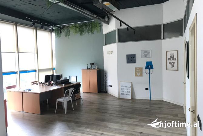Ambient biznesi me qera 1+1 ne Tirane - 1,000 Euro