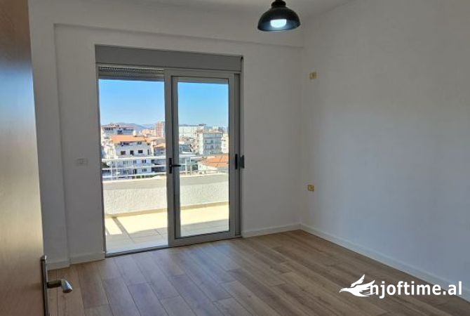 Shtepi ne shitje 2+1 ne Tirane - 173,000 Euro