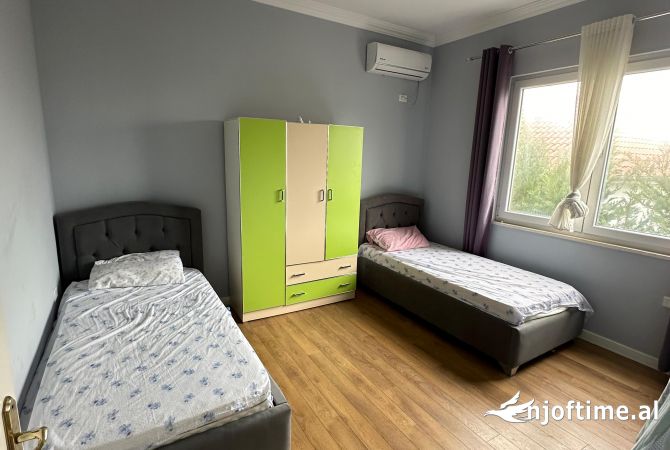 Shtepi me qera Apartament ne Tirane, 4+1, Mobilimi E mobiluar, Pagesa 2,000  Euro.