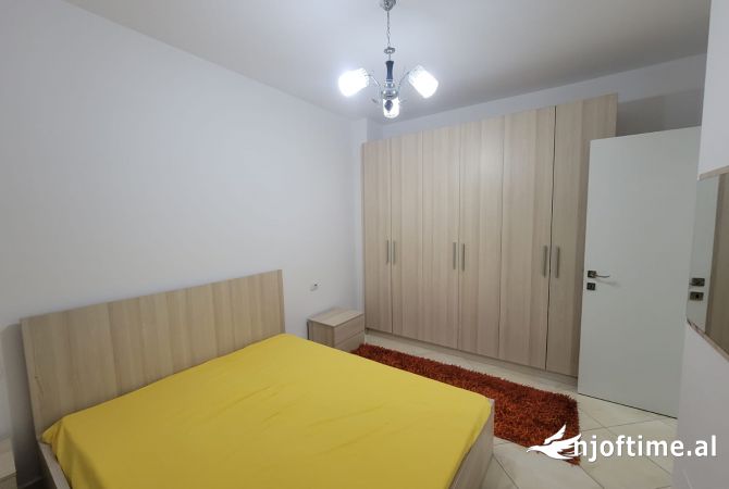 Shtepi me qera 2+1 ne Tirane - 600 Euro