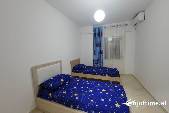 Shtepi me qera Apartament ne Tirane, 2+1, Mobilimi E mobiluar, Pagesa 600  Euro.