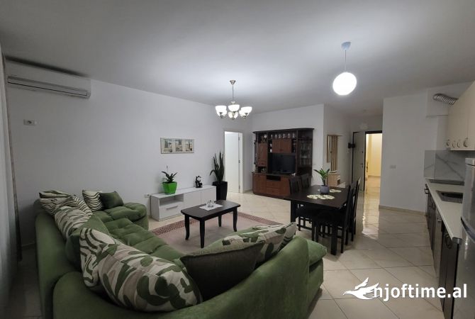 Shtepi me qera 2+1 ne Tirane - 600 Euro