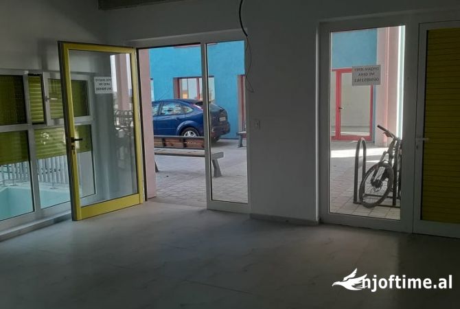 Business Property in Sale 1+1 in Tirana - 83,000 Euro