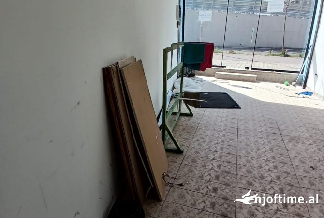 Ambient biznesi me qera 1+1 ne Tirane - 400 Euro