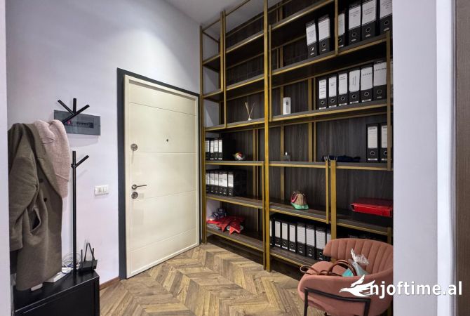 Ambient biznesi me qera 1+1 ne Tirane - 600 Euro