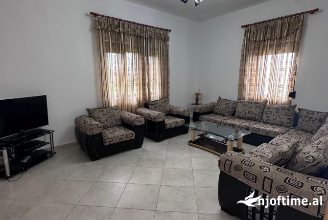 Shtepi ne shitje 6+1 ne Durres - 350,000 Euro