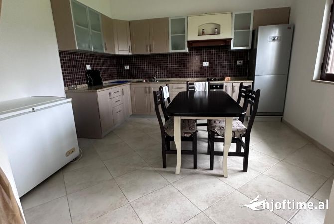Shtepi ne shitje 6+1 ne Durres - 350,000 Euro