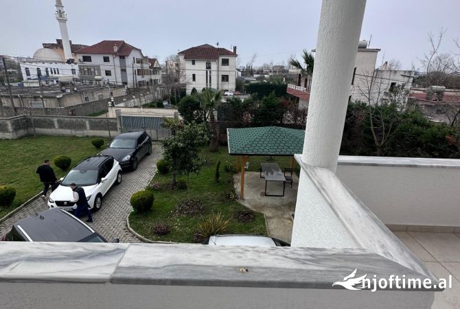 Luxury villas for sale in Durres 6+1, Furnished