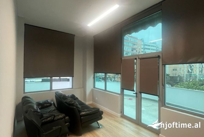 Ambient biznesi me qera 3+1 ne Tirane - 2,000 Euro