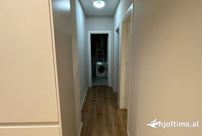 Shtepi me qera Apartament ne Tirane, 2+1, Mobilimi E mobiluar, Pagesa 800  Euro.