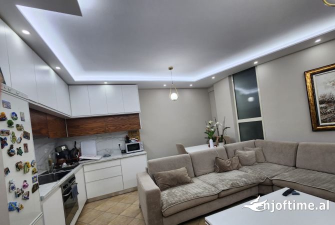 Shtepi ne shitje 1+1 ne Tirane - 93,000 Euro